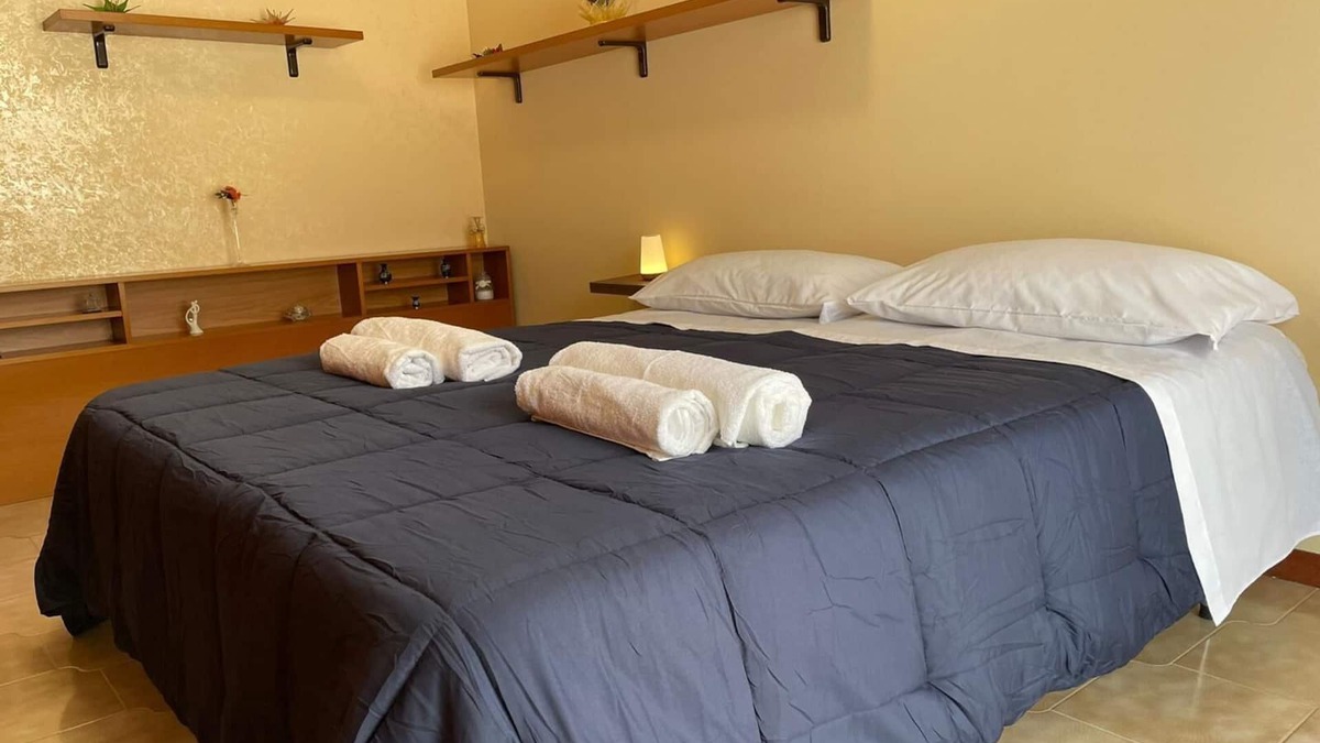 Casa Santa Apartment | Catherine's House - Apartment near Erice Cableway