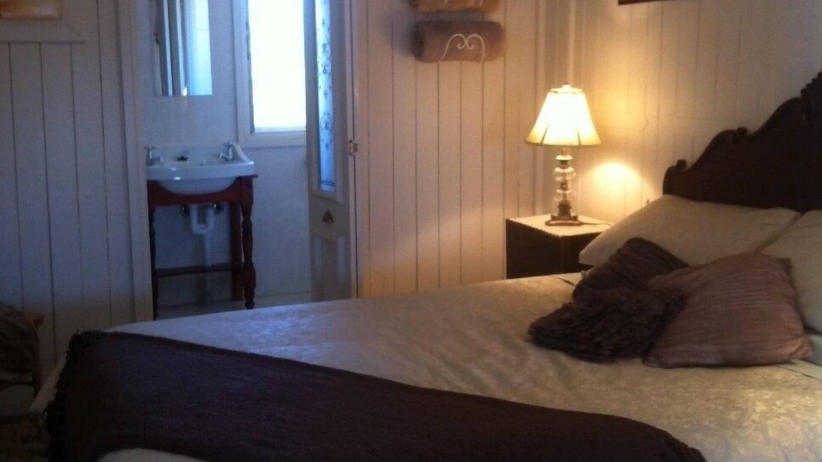Saltia Bed & Breakfast | Catninga Station Flinders Ranges