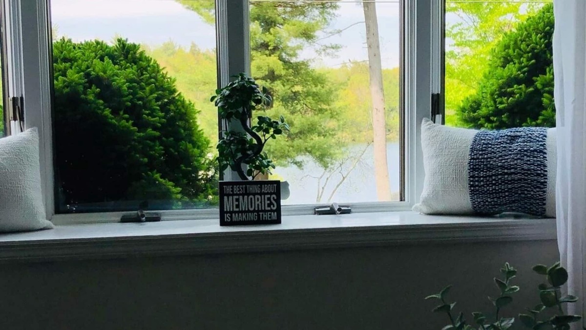 Rock Hill House | Catskills Cozy Cottage by The Lake, Sullivan County