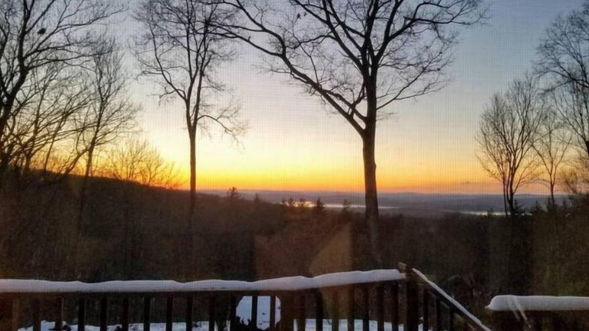 Town of Olive House | Catskills Mountain Ski Retreat with amazing views
