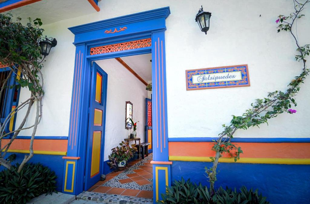Quebrada Guadalejo House | Cauca Viejo, Hermosa Casa Colonial con Piscina
