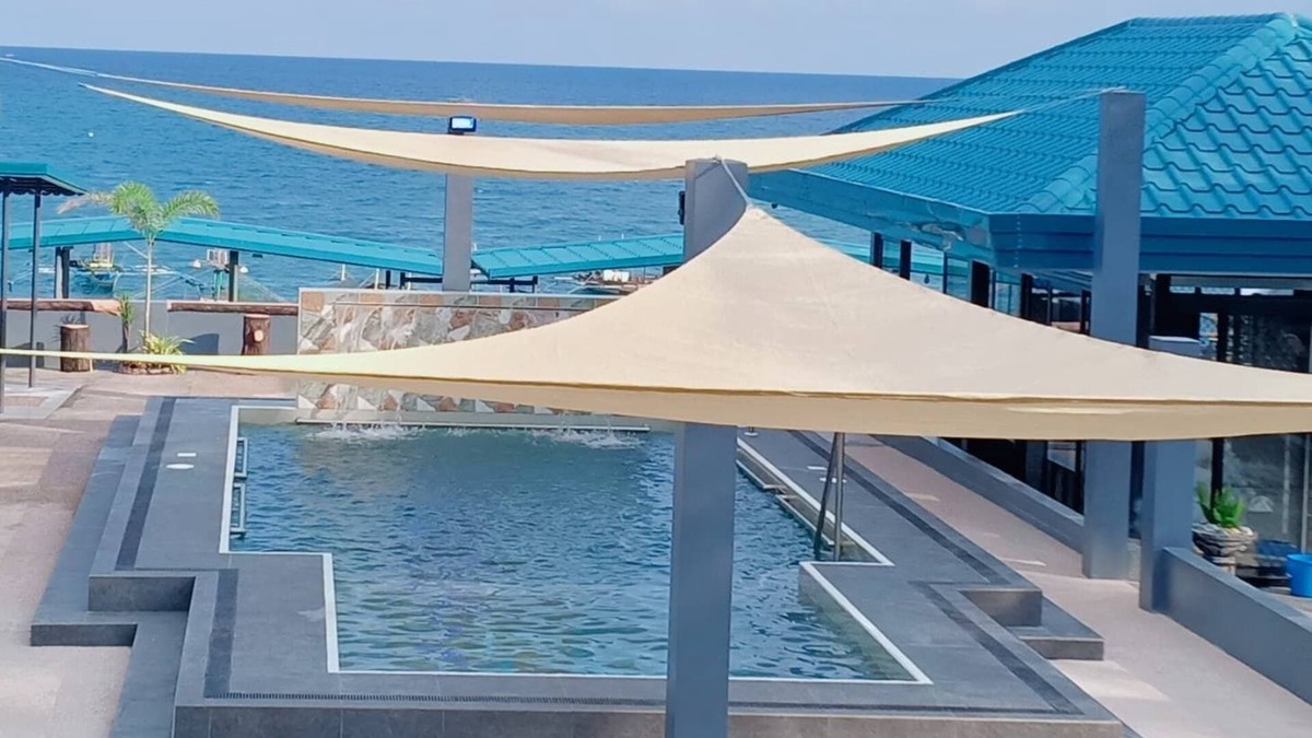 Dingalan Hotel | Cave Beach Resort Boutique Luxury Accomodation