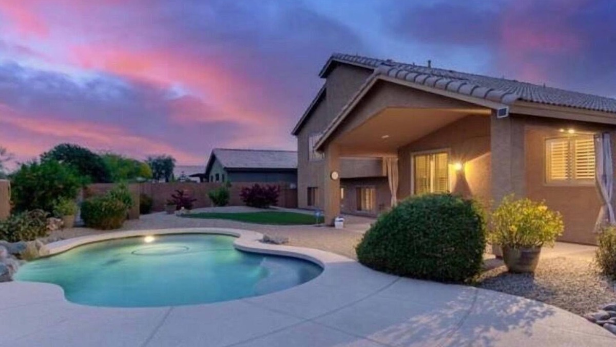 Tatum Ranch House | Cave Creek Beauty, Great Location, Spacious Executive Home - HEATED POOL!