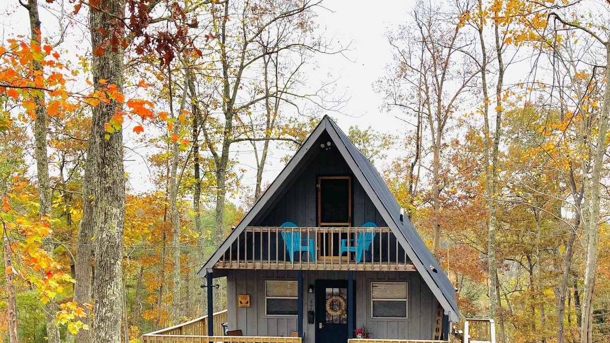 Wellington Cabin | Cave Run Red River Gorge Cabin