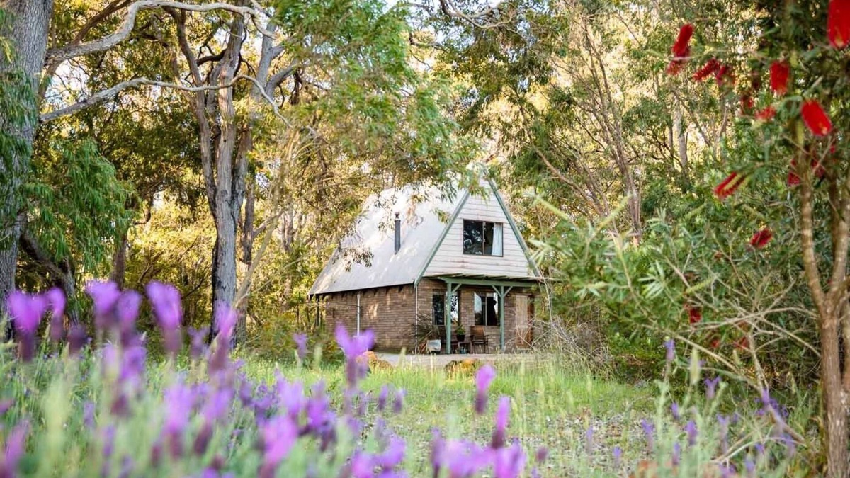 Cowaramup Ski Chalet | Caves Road Chalets. Gorgeous Rustic Loft Style Chalets