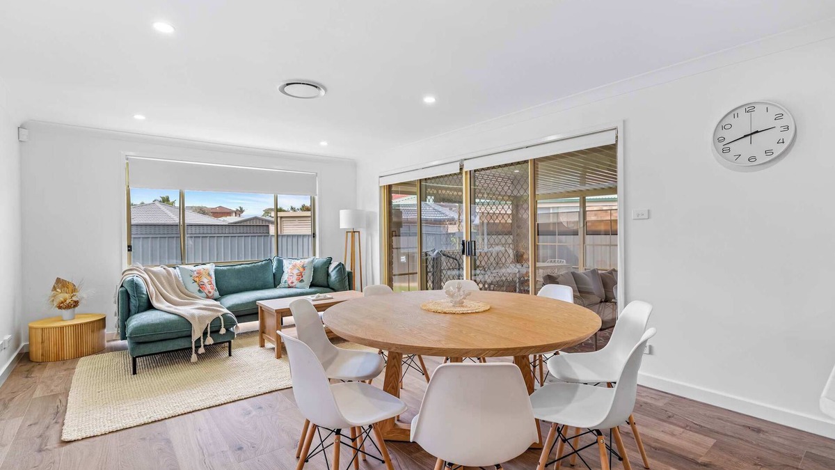 Swansea House | Caves Beach House- Winter Holiday Mid-Week Special