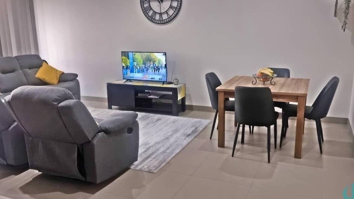 Caves Beach Apartment | Caves Beach Retreat - close to beach and shops