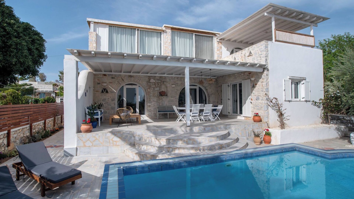 Aliki House | Cavos Paros Pool Villa : A Hidden Oasis with Cycladic Charm near Aliki beach