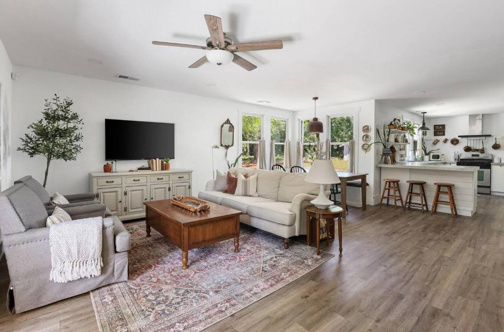 Cayce House | Cayce Cottage w Private Pool