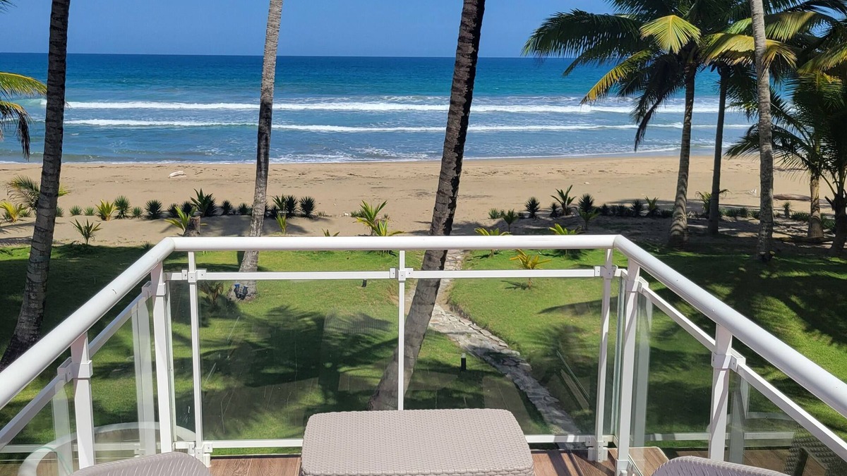 Nagua House | Cayenas Tropical Beach House