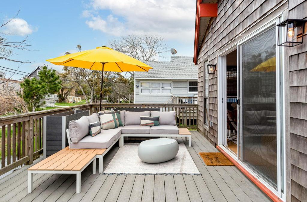 Ocean Bay Park House | Cayuga Street Sunshine Retreat