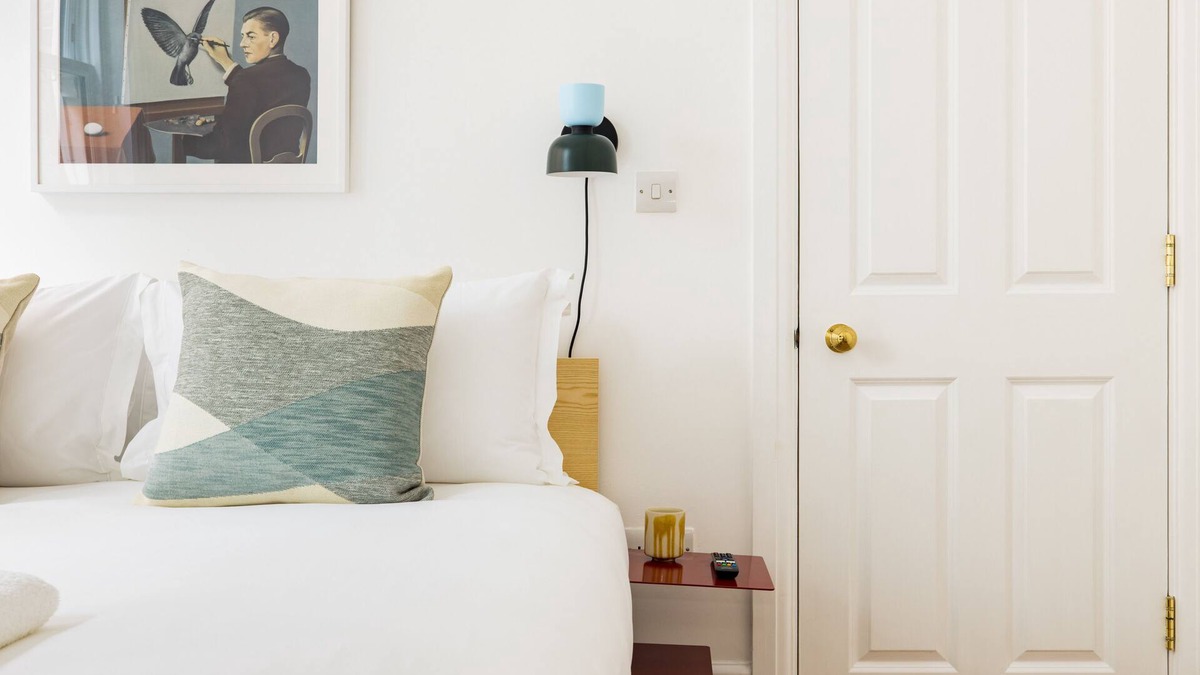 Chinatown Apartment | CCR2 - One Bedroom Apartment, Sleeps 2