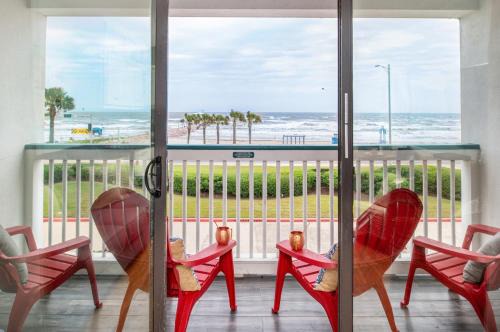 Galveston House | CDM 201 - Pier Paradise