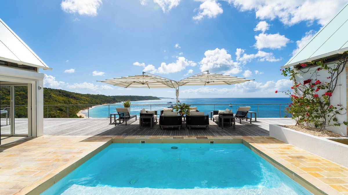The Valley Hotel | CEBLUE LUXURY VILLAS