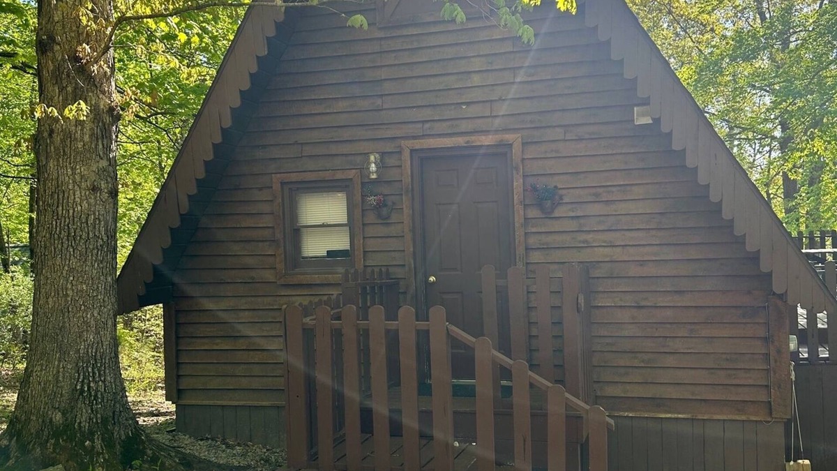 Eckerty Ski Chalet | Cedar A Frame Cabin 5 with HOT TUB on Patoka Lake in Southern Indiana