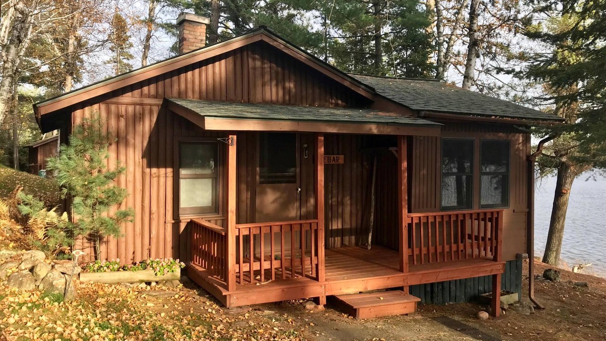Cook Cabin | Cedar Cabin at Vintage Vermilion Resort
