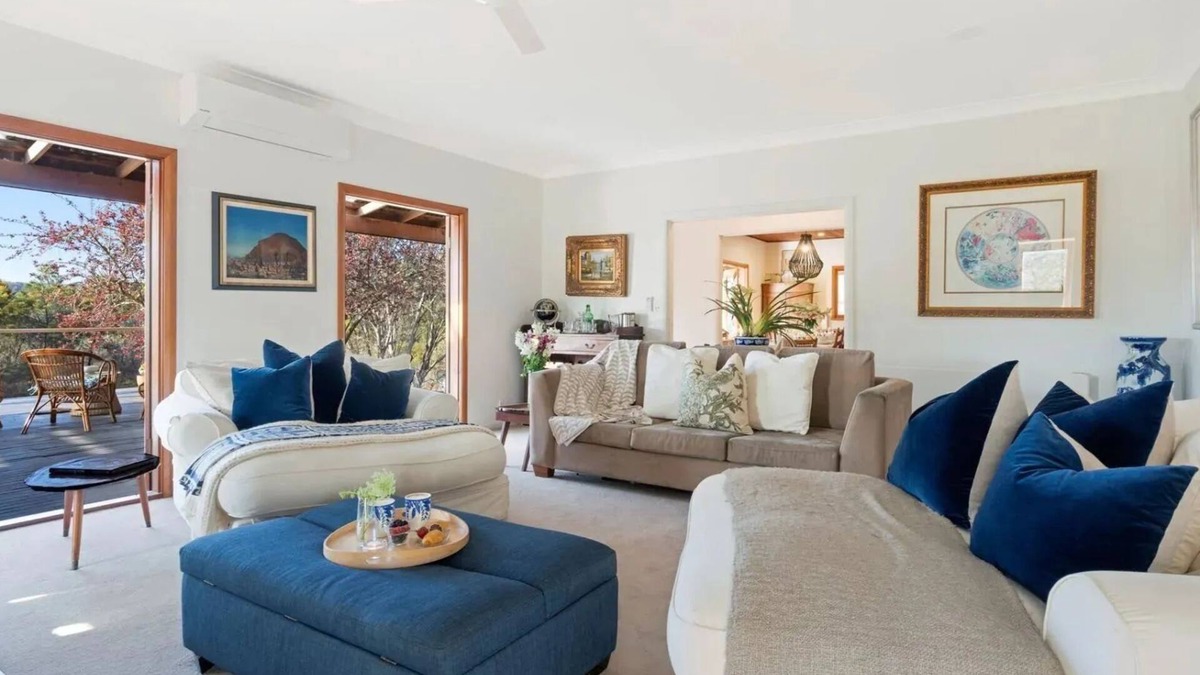 Canyonleigh House | Cedar Cottage – charming rural vistas