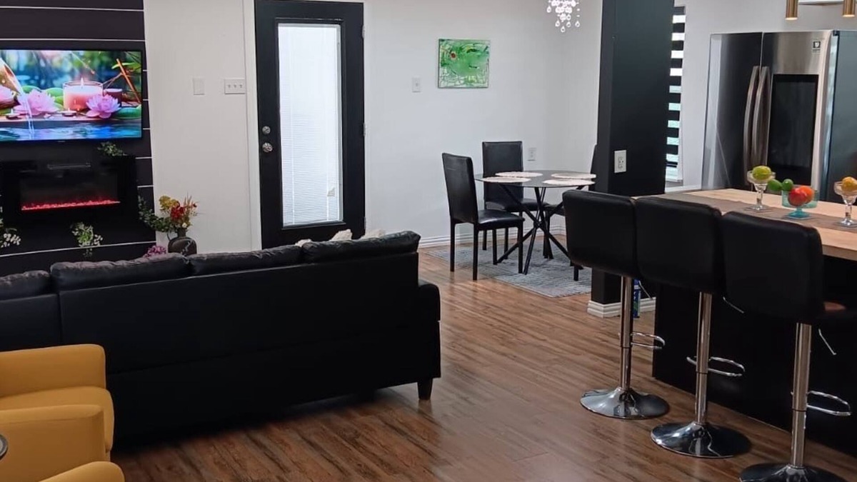Cedar Hill House | Cedar Hill Retreat-Family-Friendly, Outdoor Grill,Foosball, Close by Lake & Mall