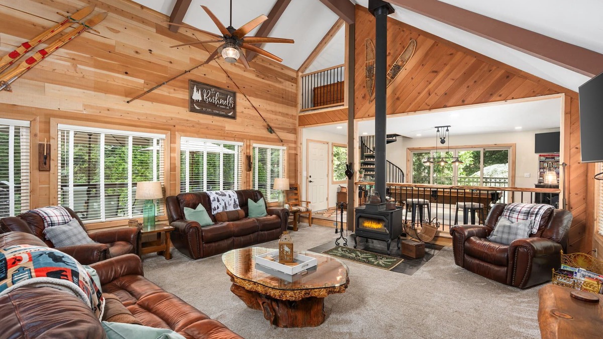 Sierra Cedars Cabin | Cedar Horn | Serene Shaver Retreat