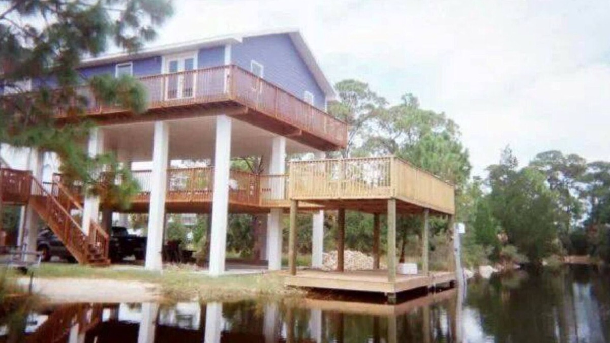 Salem House | Cedar Island with Boat Dock, 1 mile from Keaton Beach