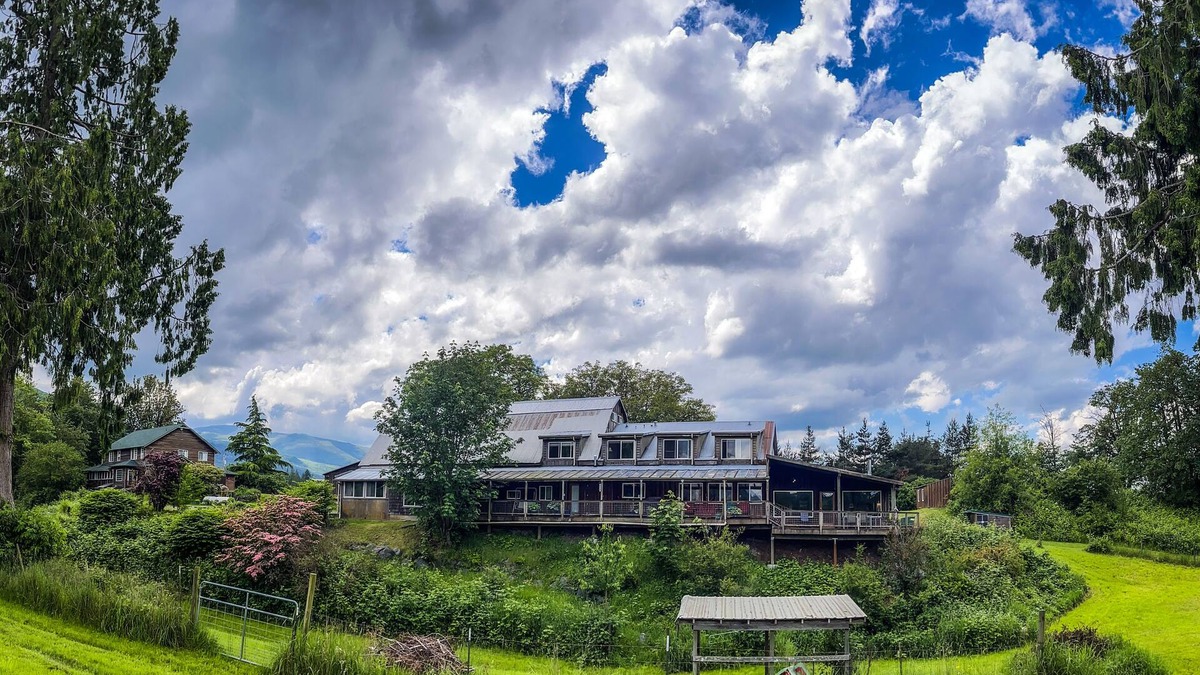 Sedro-Woolley Cabin | Cedar Springs Lodge & Retreat Center - Event Venue for Group Gatherings