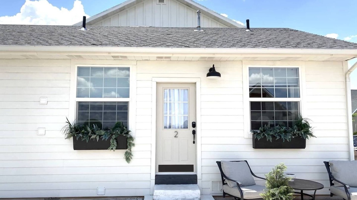 Snowflake Apartment | Cedar Studio on Meadowlark, private studio apt