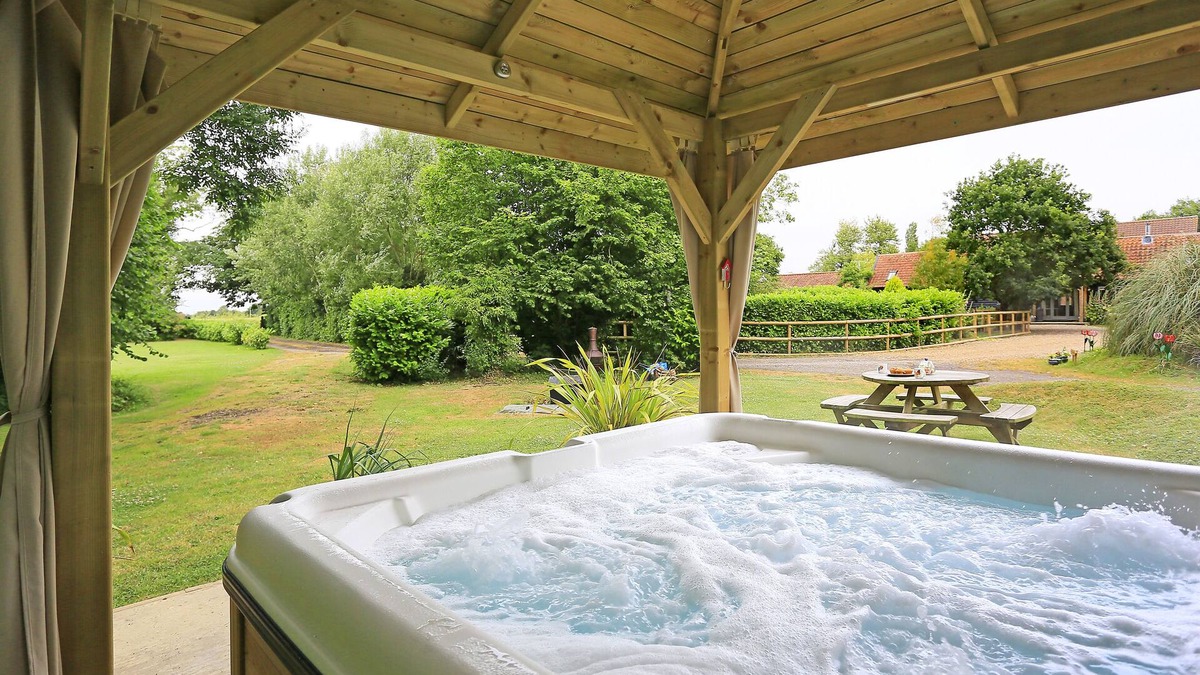 Bungay House | Cedar - Three Bedroom House, Sleeps 6