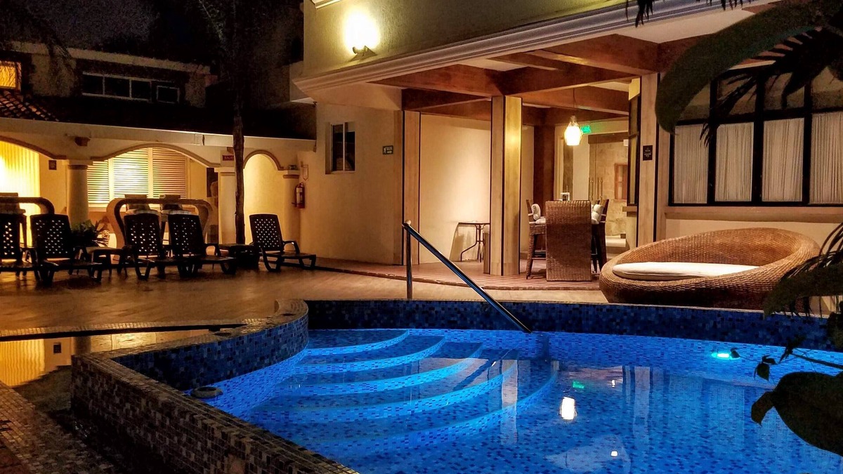 Urdesa Hotel | Cedros Inn Boutique Hotel