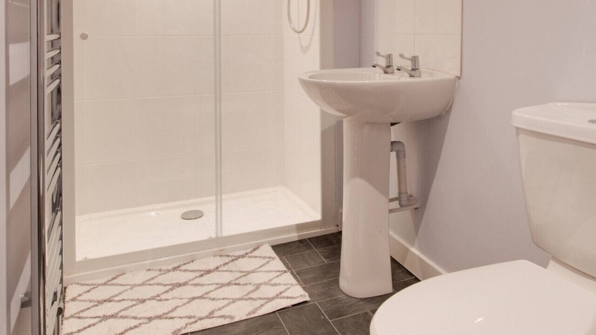 Bontnewydd House | Cefnhendre - Two Bedroom House, Sleeps 4