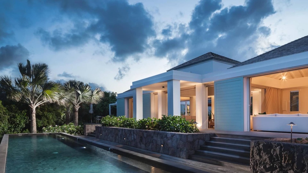 Marigot Villa | Celadon in Montjean by Personal Villas - Luxurious and Elegant Villa