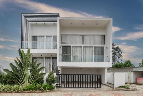 Doddaballapur Villa | Celestial Sapphire Villa Pvt Pool Veg food 4BHK
