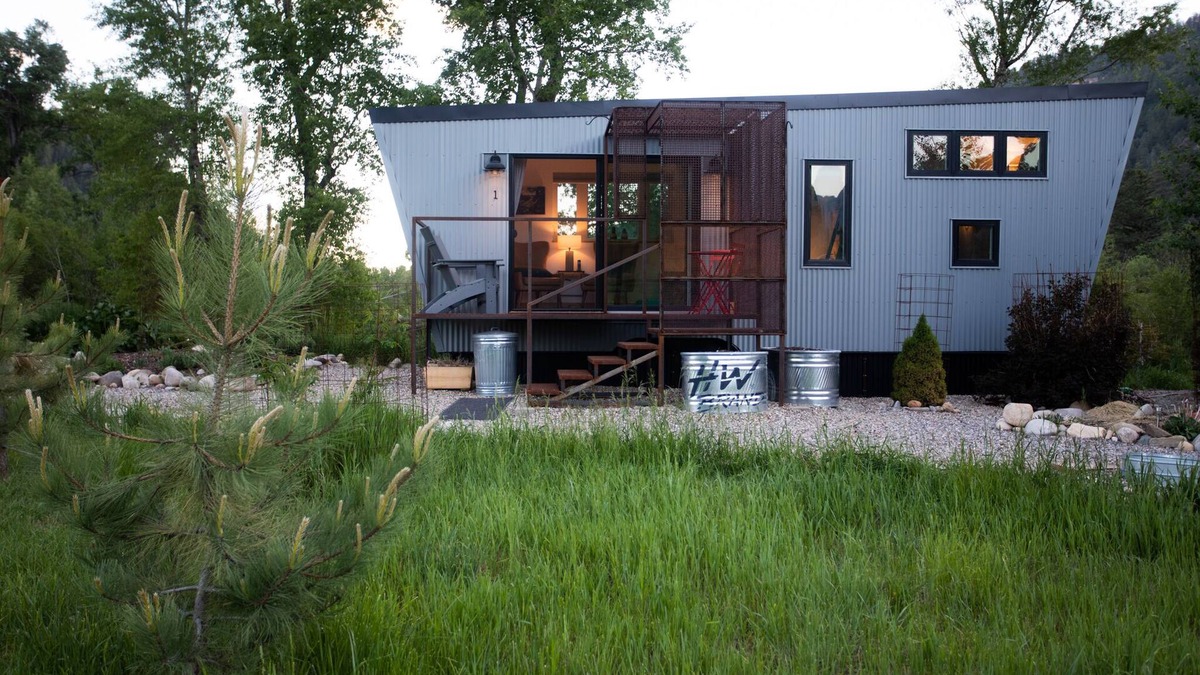 Dolores House | Celestial Sights in a Tiny House Getaway - Unit 1