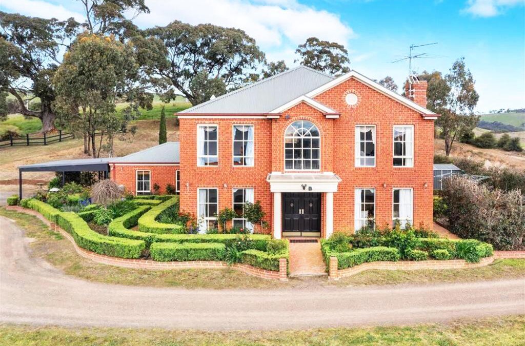 Kilmore East House | Centelle Park Farm Stay