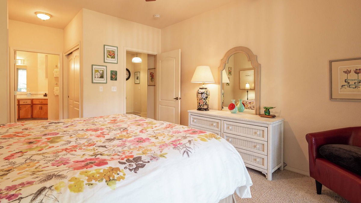 Three Rivers Villa | Center model of lux triplex with kaweah river running by property.