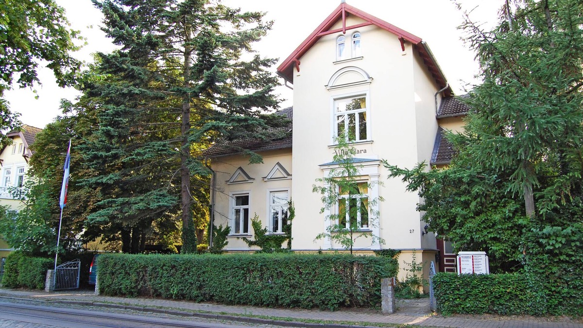 Bad Doberan Apartment | Center near apartment in historic city villa