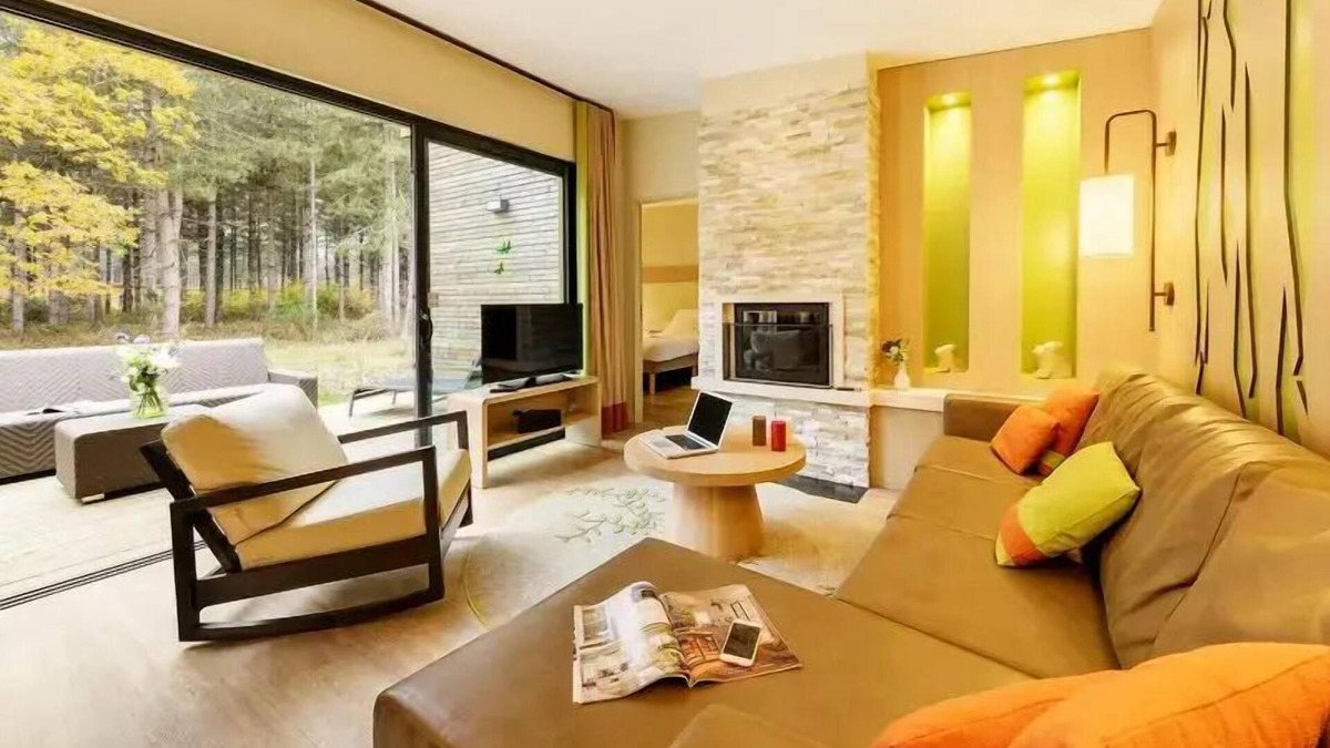 Curcay-sur-Dive House | Center Parcs - Domaine Le Bois aux Daims - 3 Room Cottage 4 People VIP