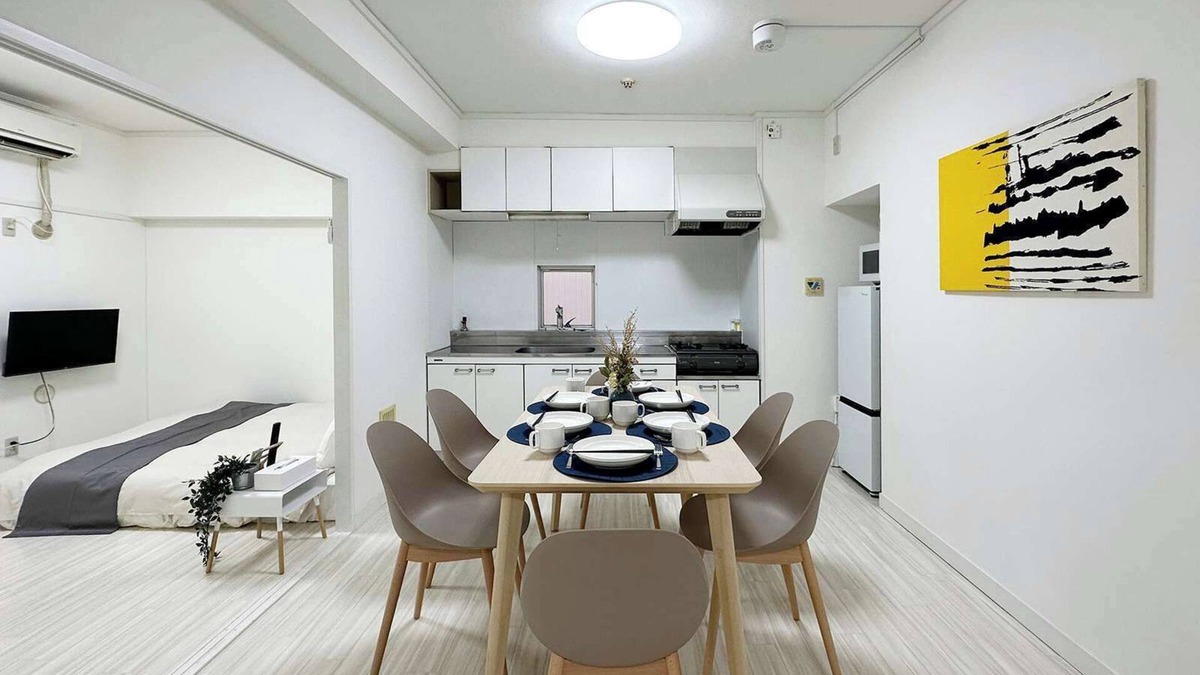 Hiroshima City Centre Apartment | Central 3 BR Near Peace Park for 9 ppl