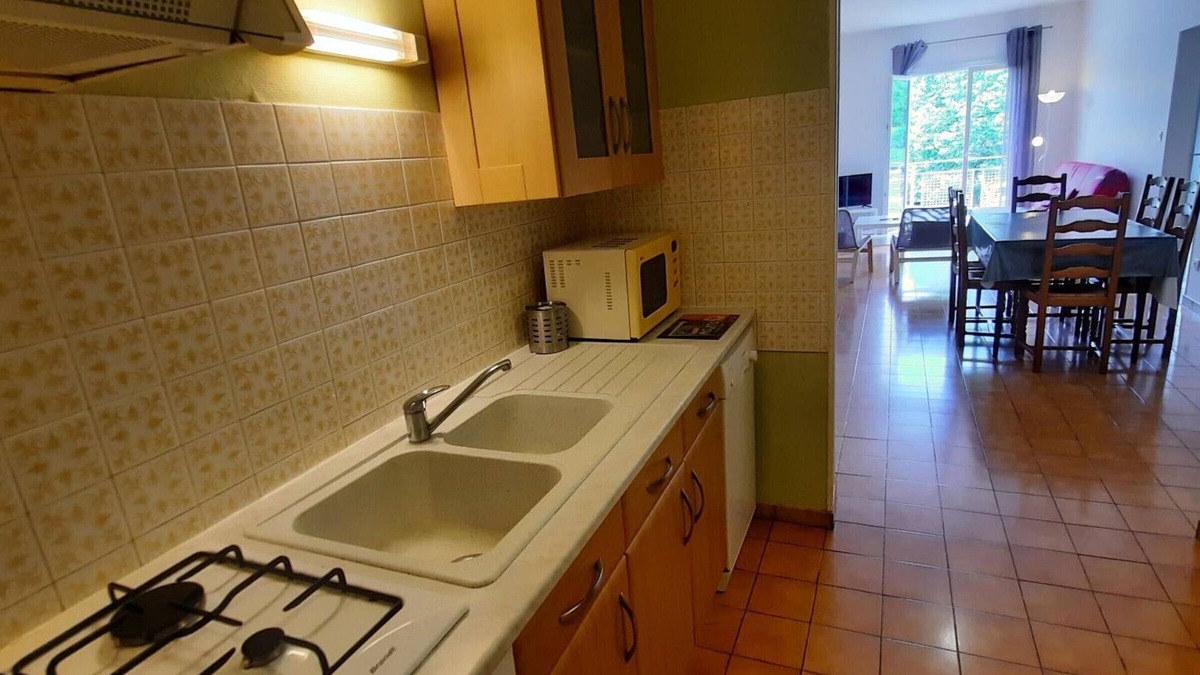 La Roche-Posay Apartment | Central Apartment with Balcony, Wi-Fi & Dishwasher - Near Shops & Spa