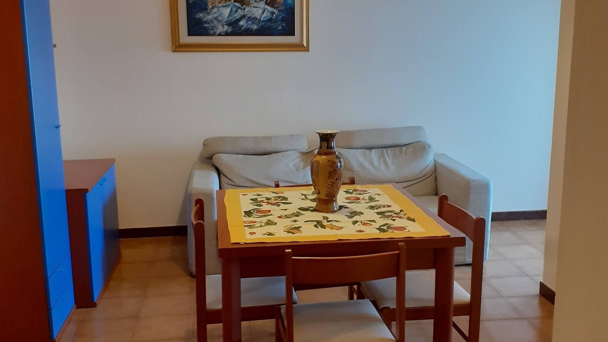 Oristano Apartment | Central apartment, 3 km from the sea