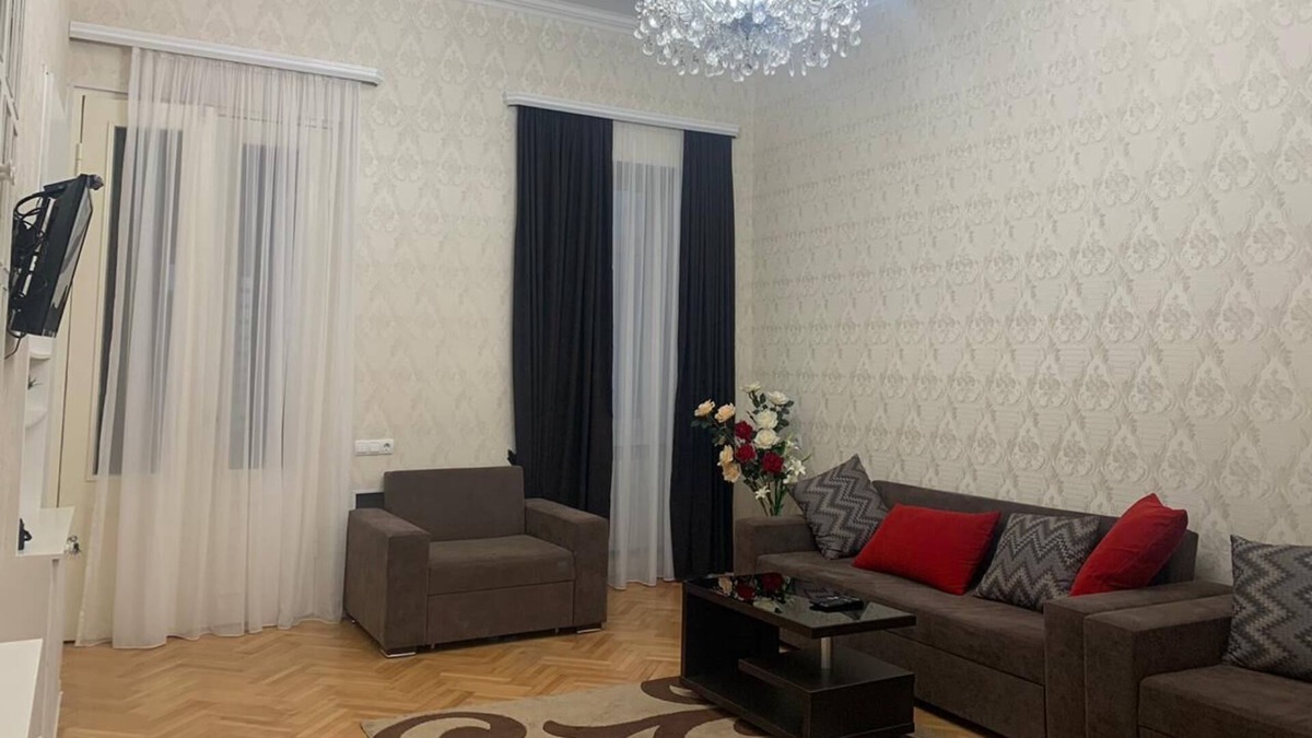 Sololaki Apartment | Central apartment at freedom square