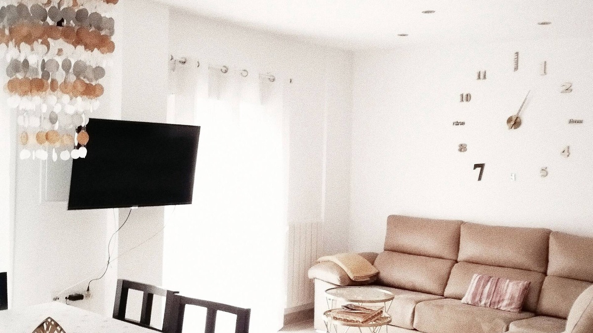 Granada City Center Condo | Central apartment in a quiet area, free parking, wifi, 10minute from cathedral