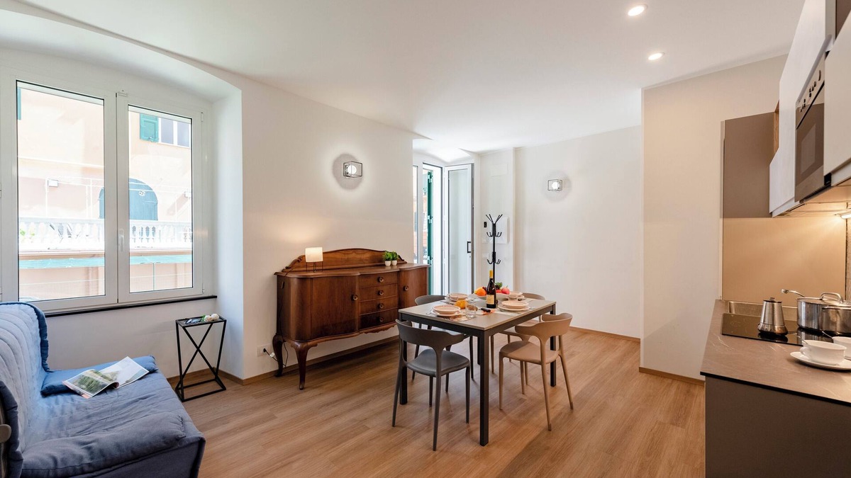 Castelletto Apartment | Central Apartment In Genova, Genova, Italy