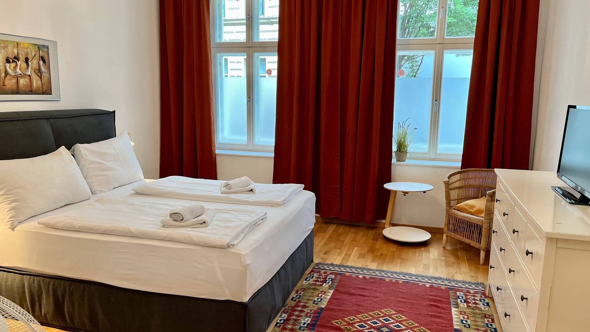 Brigittenau Apartment | Central apartment on Augarten