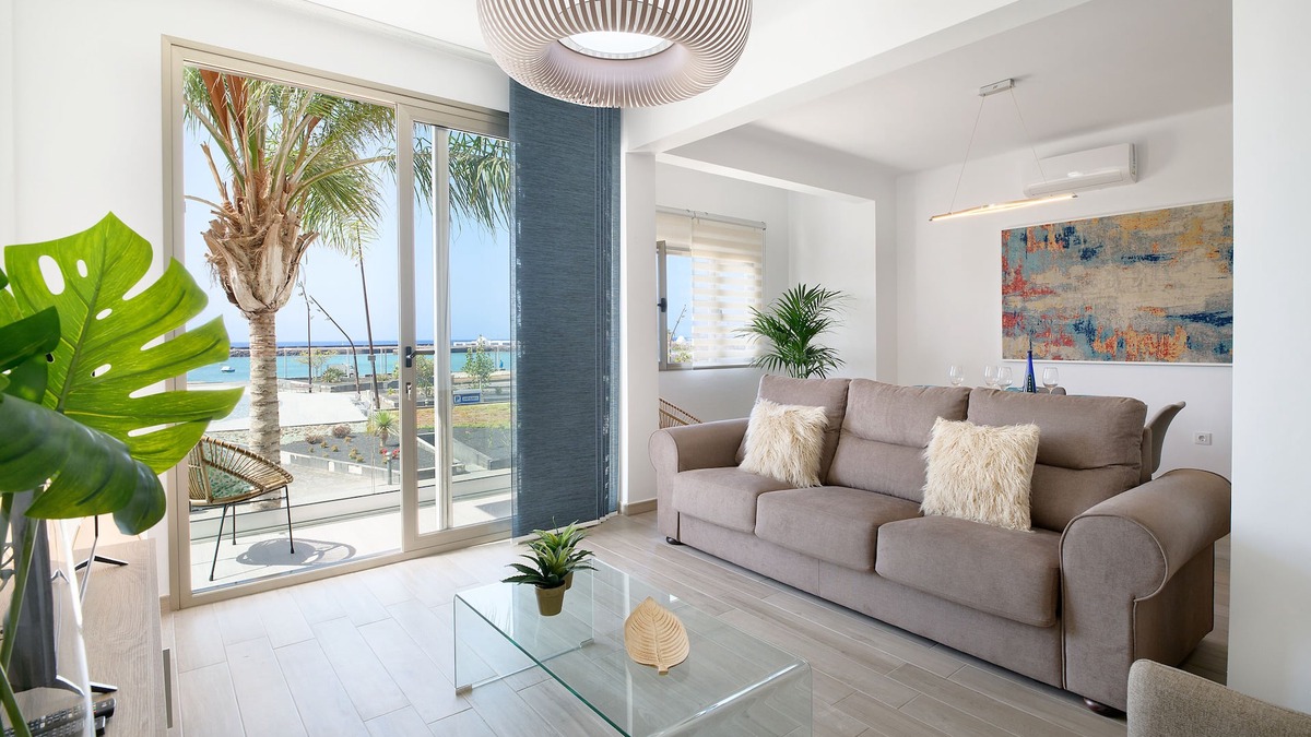 Arrecife Apartment | Central apartment, with sea views, three minutes from the Reducto beach
