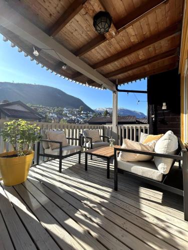 Voss Apartment | Central Apartment with a View