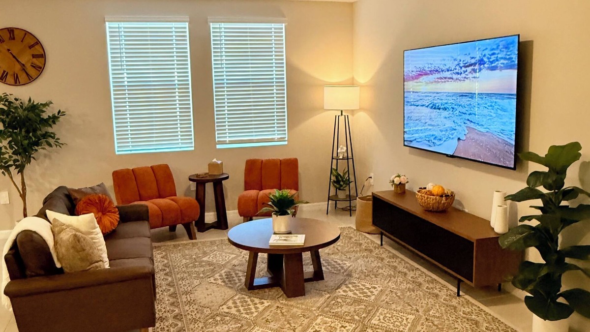 Auburndale House | Central Auburndale Retreat Your Getaway to Disney Legoland Tampa Lake Myrtle Cpx