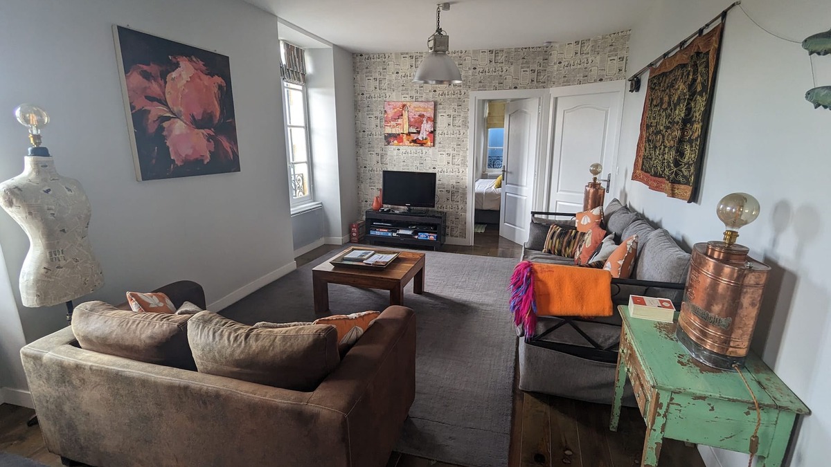 Monpazier Apartment | Central Beautiful Monpazier with Pool