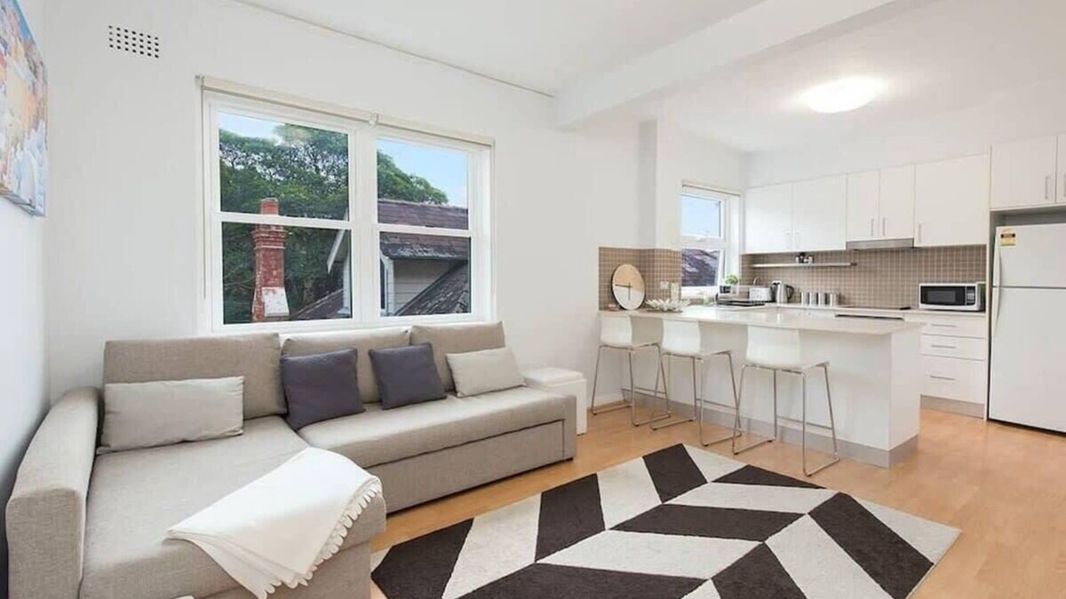 Bondi Junction Apartment | Central Bondi Apartment