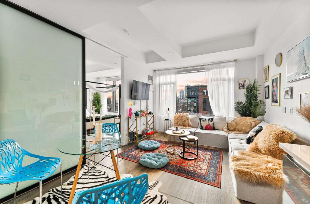 Shawmut Apartment | Central Boston Bliss Family Haven Awaits