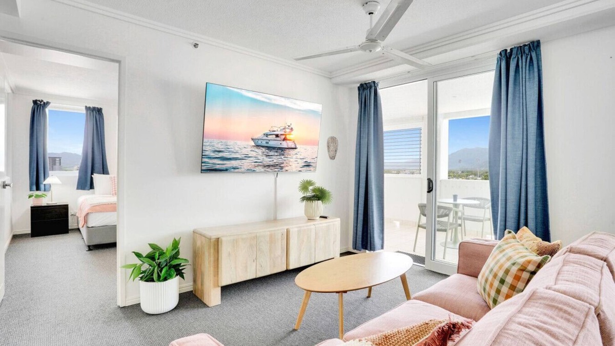 Cairns Central Business District Apartment | Central Cairns Condo with Rooftop Pool, City Views & Secure Parkin